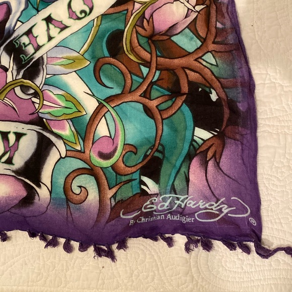 Y2K Ed Hardy by Christian Audigier - “love kills slowly” skulls Scarf wrap - Picture 11 of 12